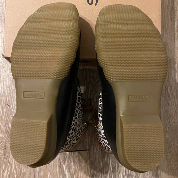 Sperry Leopard Duck Boots  Women’s size 6 - Picture 6 of 11